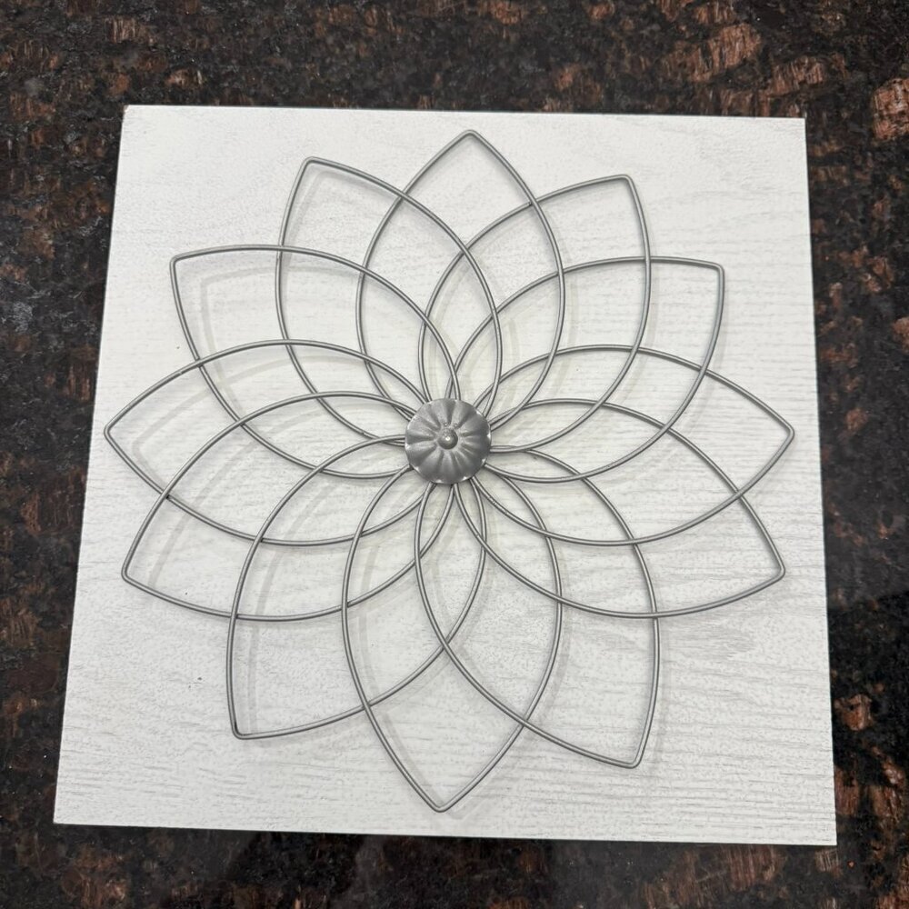 Floral/Mandala wall hanging decor - raised metal wire.